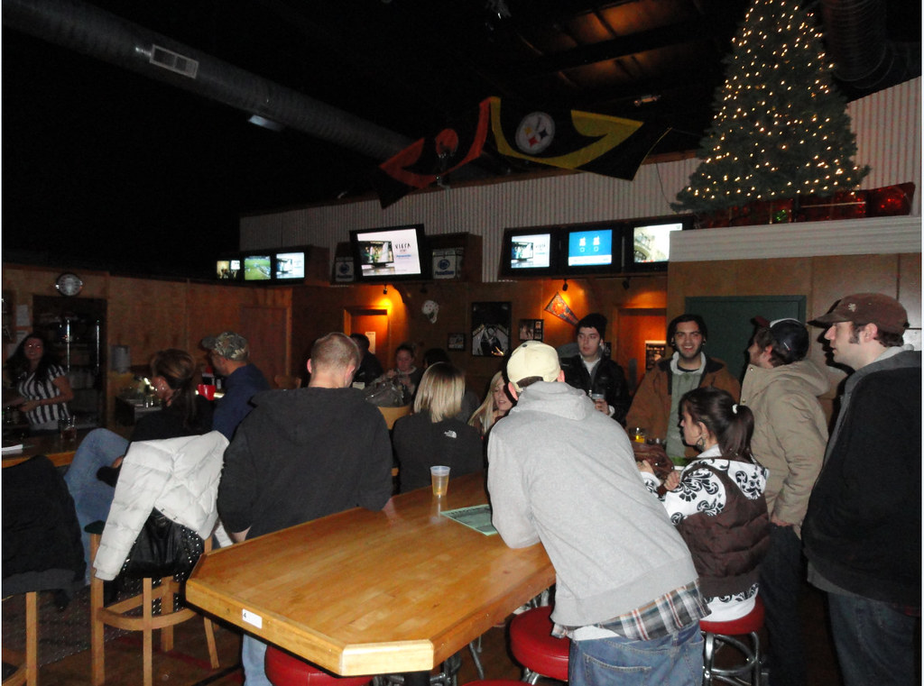 Legends Bistro Bali: A Perfect Venue for Sports Fans