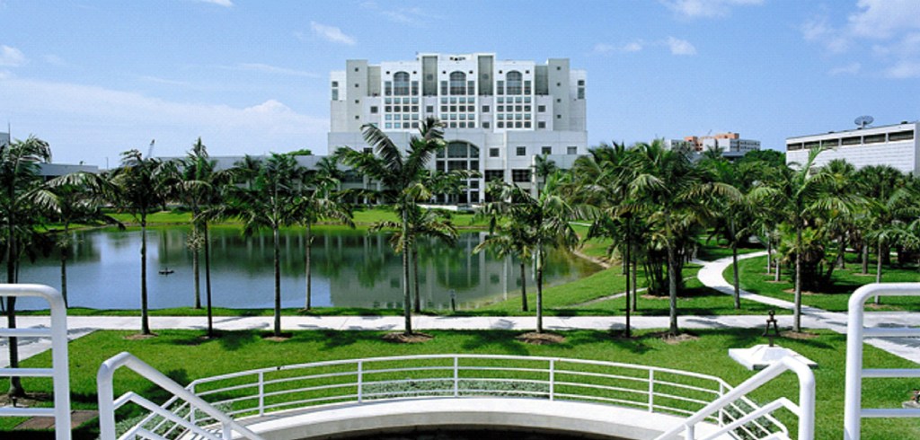 Telkom University Jakarta Dekat Dunia Industri