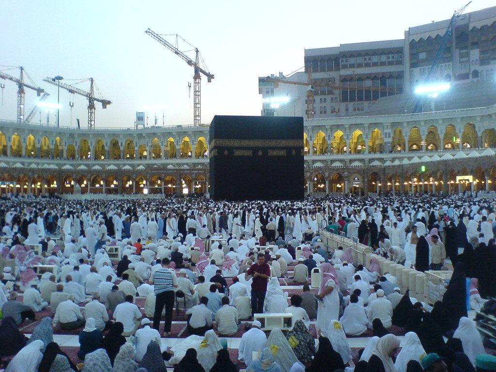 Travel Umroh Terbaik dengan Fasilitas Lengkap